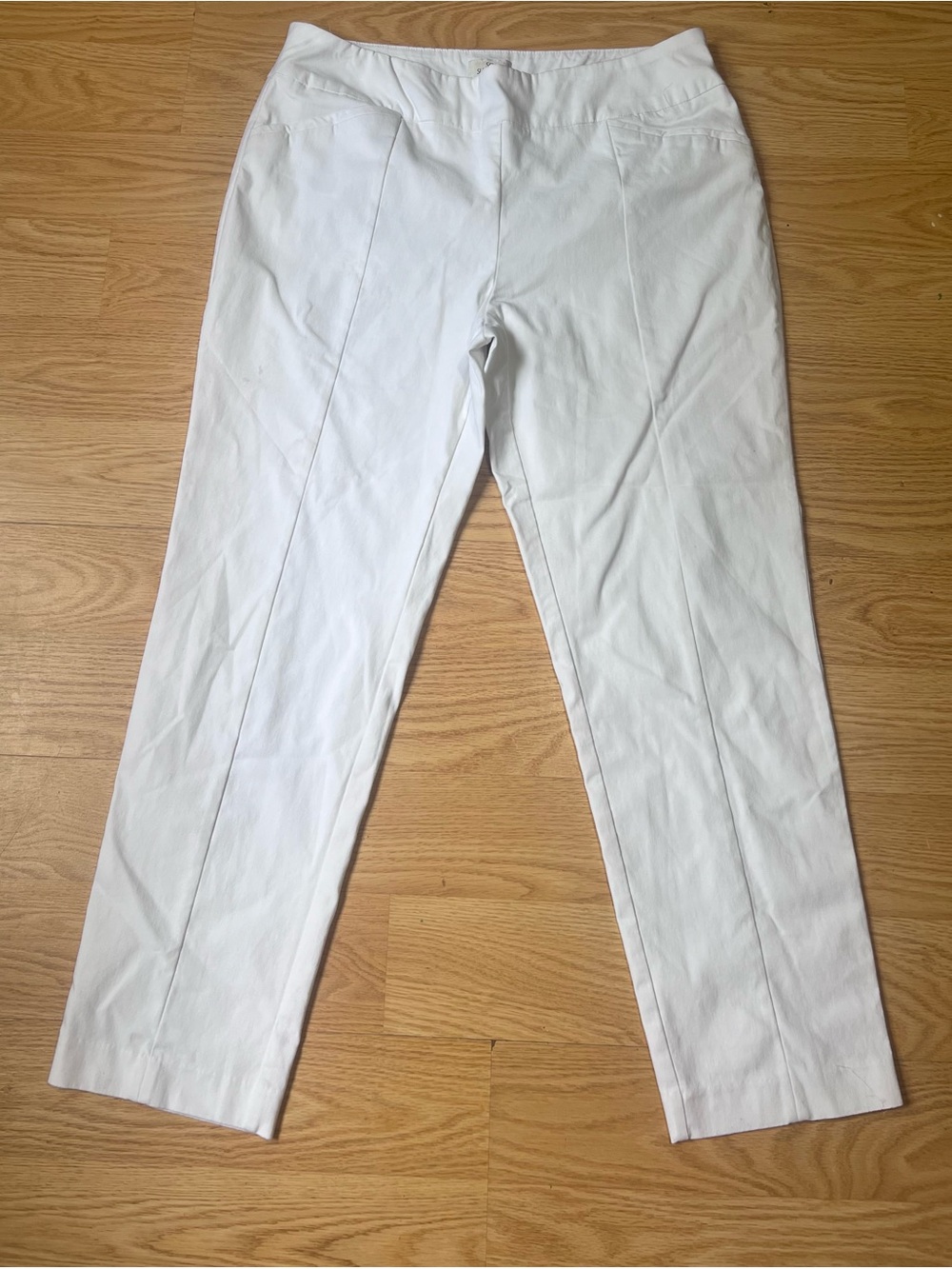 Chico's White Capris